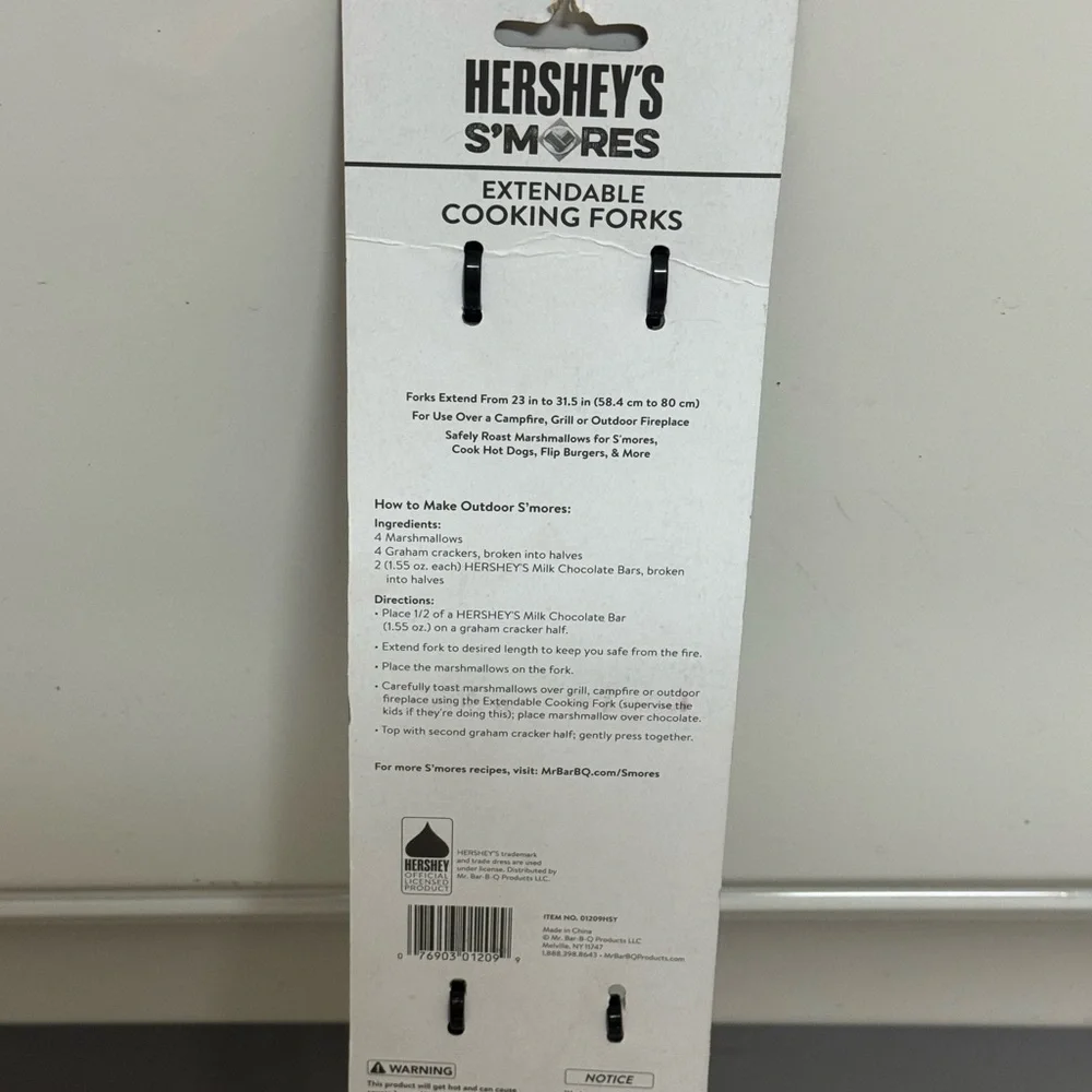 Hershey’s Chocolate SMORES extendable Fork Set Of 2 Glow In The Dark New !